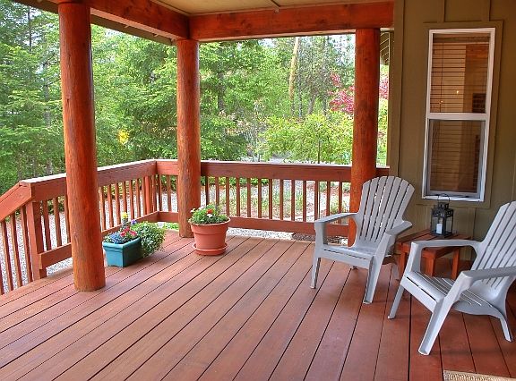 Inviting covered porch allows you to enjoy the outdoors rain or shine!