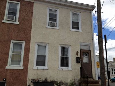 1110 Wood St, Bristol, PA, 19007