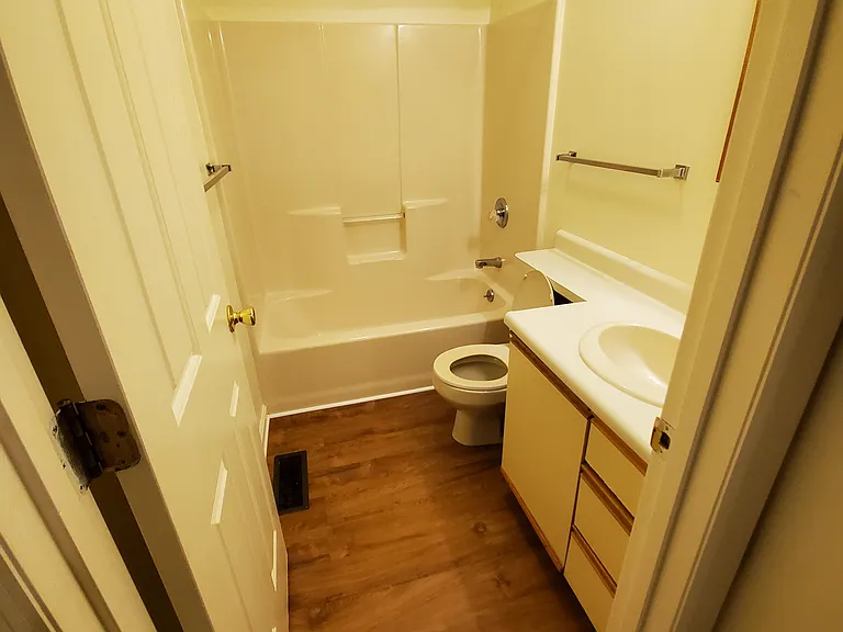 49 Alderman Dr #27 — Photo 7