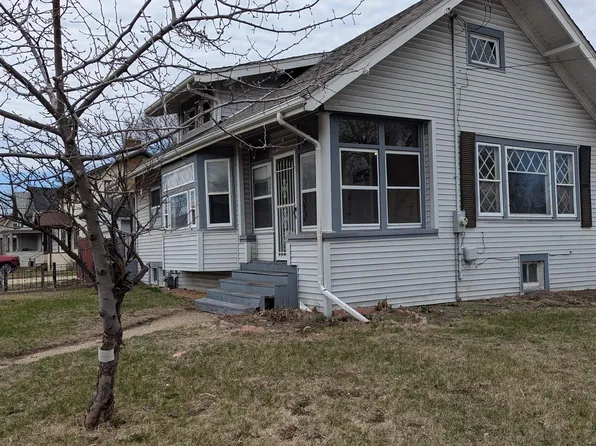 1803 Auburn St, Rockford, IL 61103