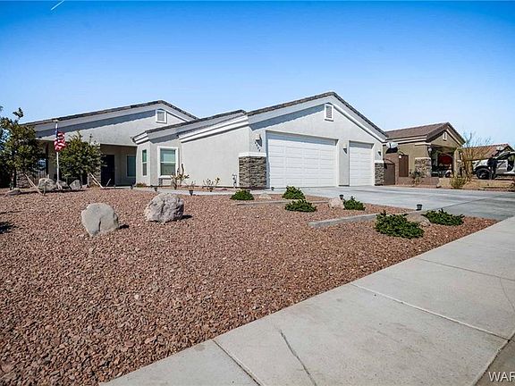 2nd image of 2587 Trade Wind Dr