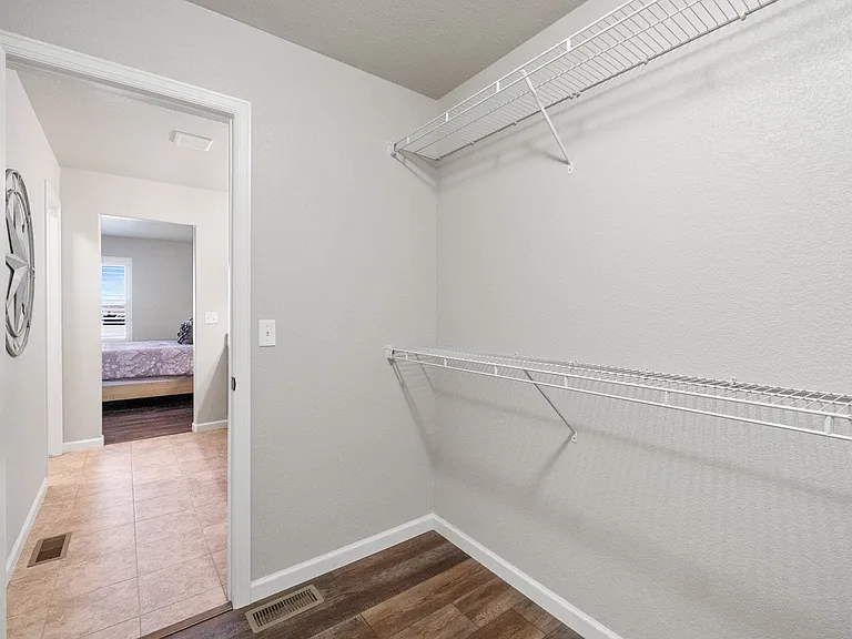 8197 Mockorange Hts — Photo 33