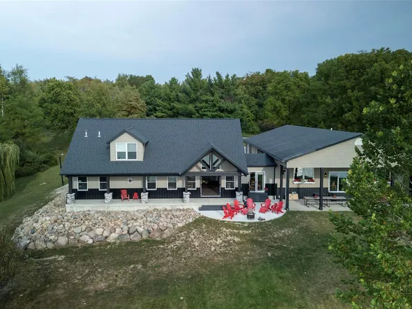 13857 E Diane Dr, Camden, MI 49232