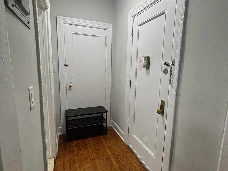 35-54 87th St #2G — Photo 7