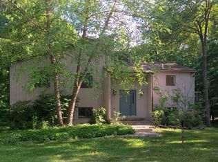 516 Clapp Hill Rd, Lagrangeville, NY 12540