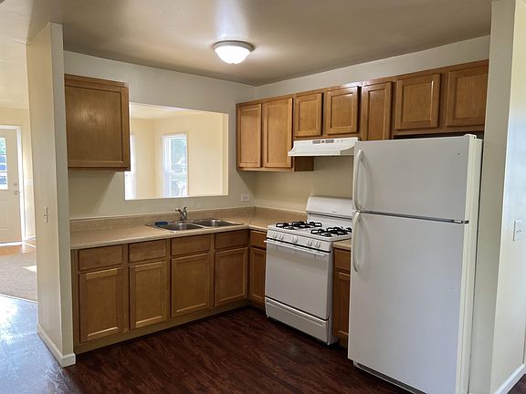 3rd image of 1506 Turnbull Dr