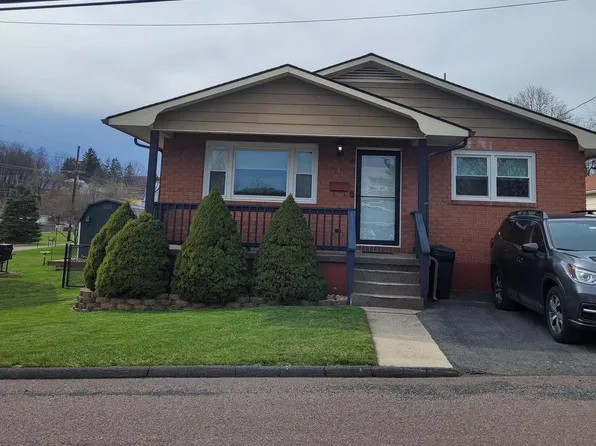 41 Green St, Frostburg, MD 21532