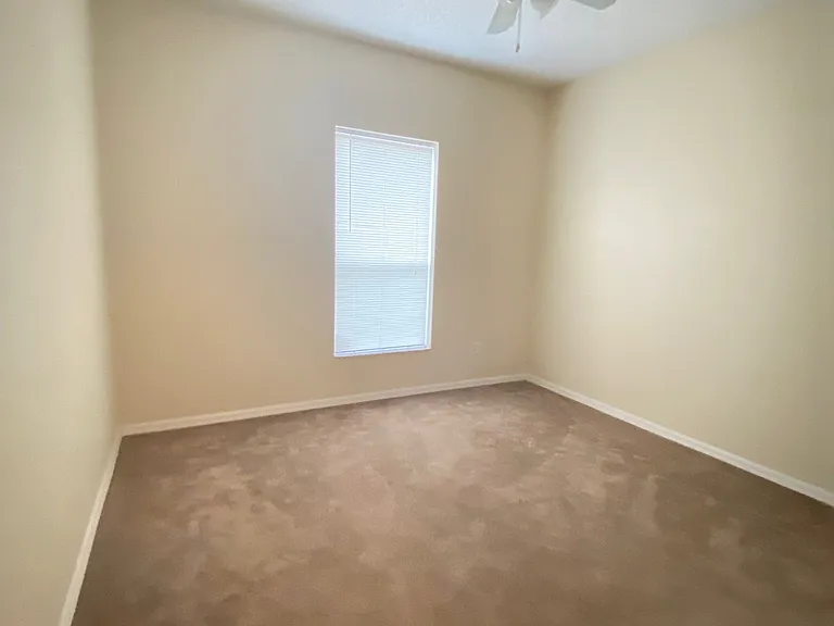 17 Radium Ln — Photo 12