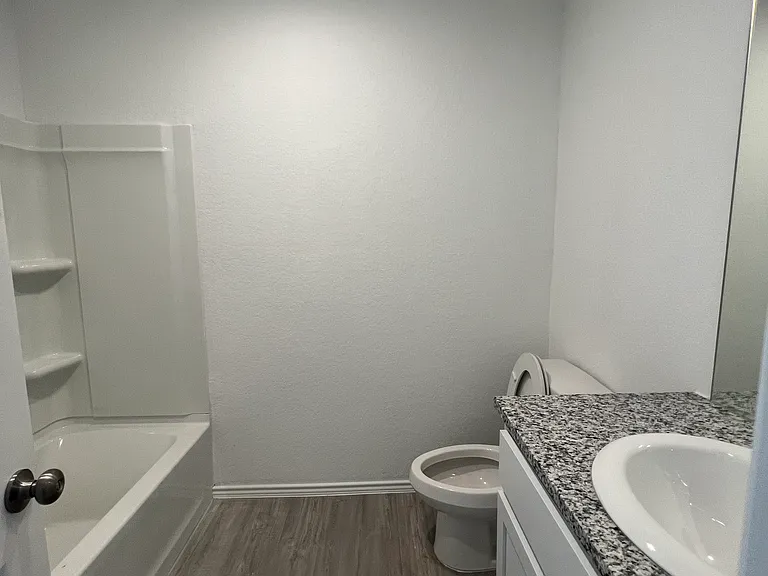 4242 Osmosis Dr — Photo 9