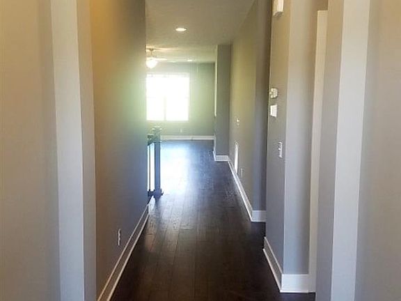 2nd image of 7401 S 184th St