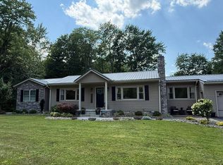 14200 Eureka Rd, Columbiana, OH 44408