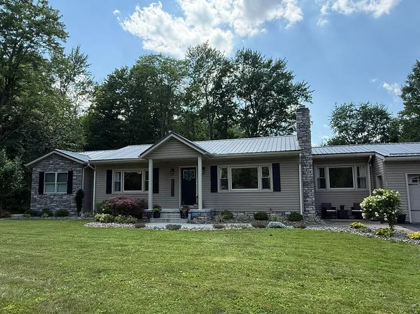 14200 Eureka Rd, Columbiana, OH 44408