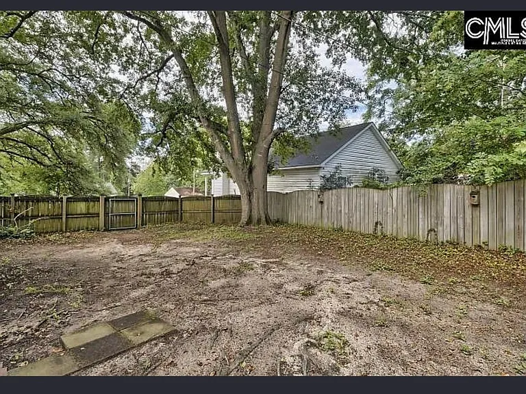 627 Graymont Ave — Photo 15