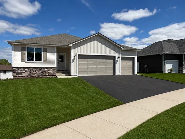 1251 Trail Way, New Richmond, WI 54017