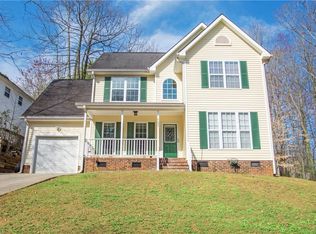 4695 Coltsfoot Rd, Greensboro, NC 27455