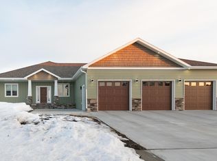 134 Annies Way, Mapleton, ND 58059