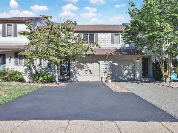 78 Apple Hill #78, Newington, CT 06111