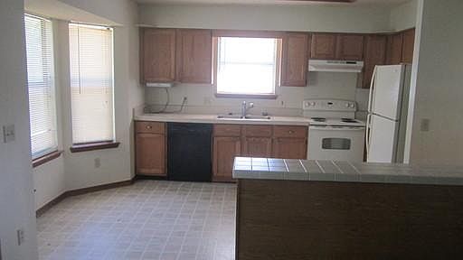 4th image of 12777 Autumn Springs Dr N