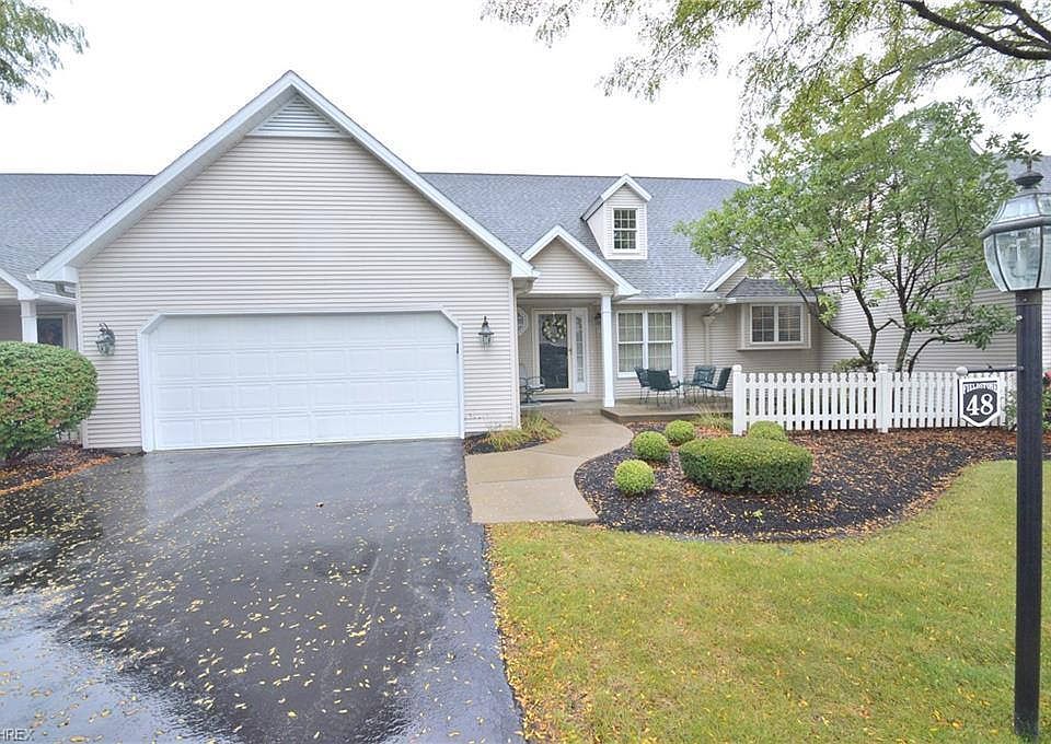 1st image of 48 Fieldstone Unit C