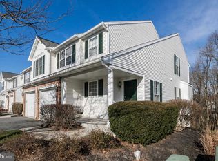 1101 Red Rock Cir, Royersford, PA 19468