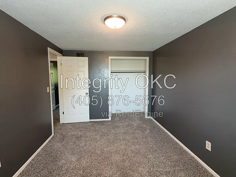2614 Elwood Dr — Photo 9