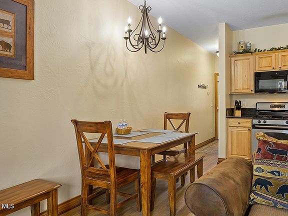 5th image of 574 Baker Drive
