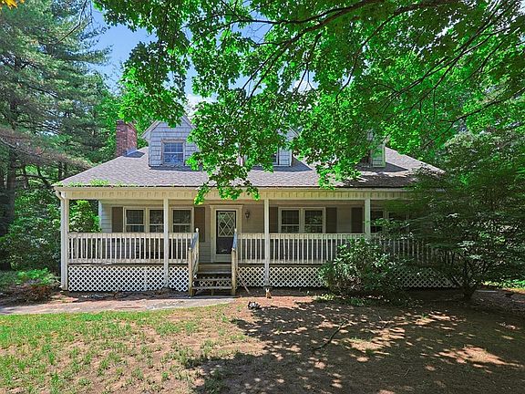 5th image of 47 Sleepy Hollow Ln