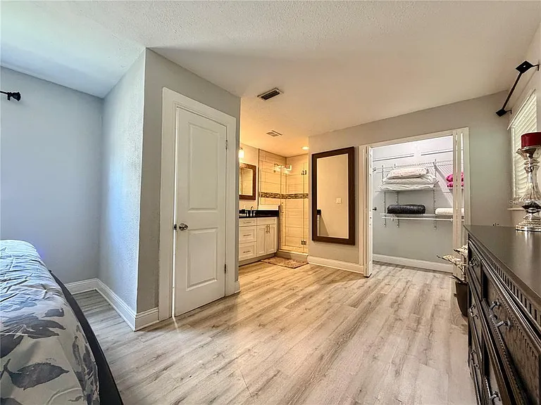 3926 W Cherry St — Photo 14