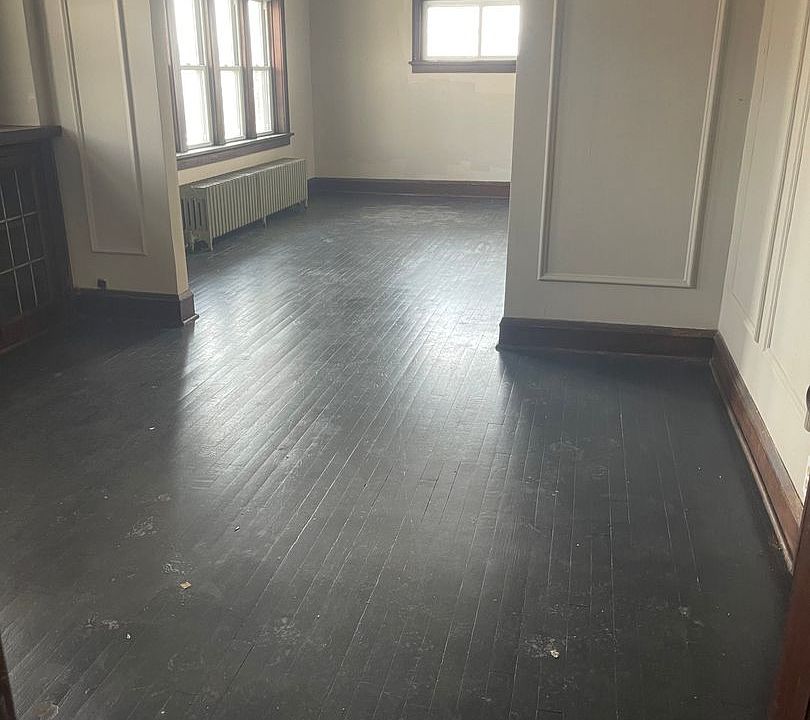 2nd image of 4325 W Burleigh St #3