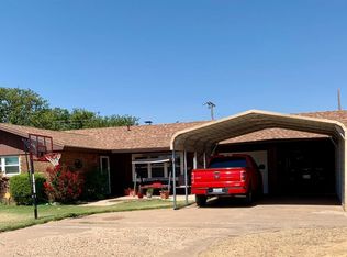 1515 Avenue N, Ralls, TX 79357