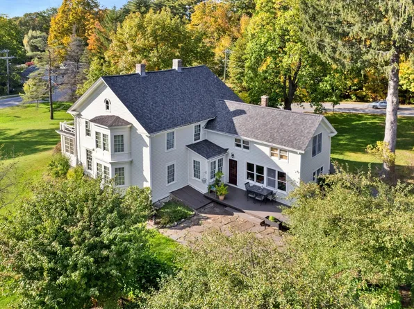 24 Grange Hall Rd, Dalton, MA 01226