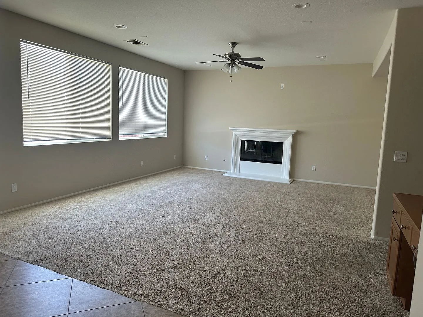 Bedroom 3 bath home in Hemet — Photo 3