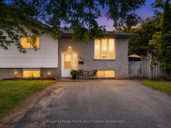 2615 Foxmeadow Rd, Peterborough, ON K9L 1X3