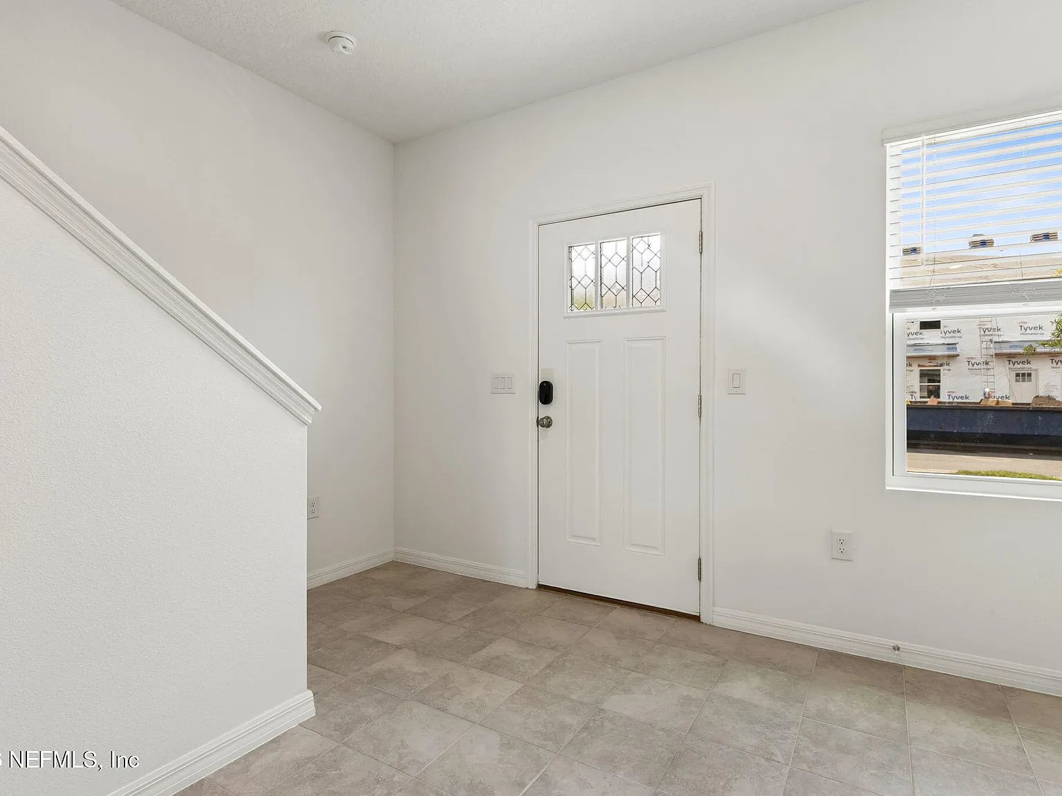 2 bed, 2.5 bath, 1164 sqft, $1,650 — Photo 3