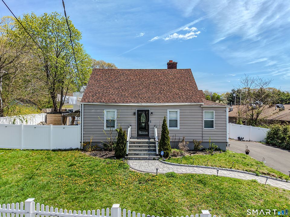 1st image of 21 Highland Avenue