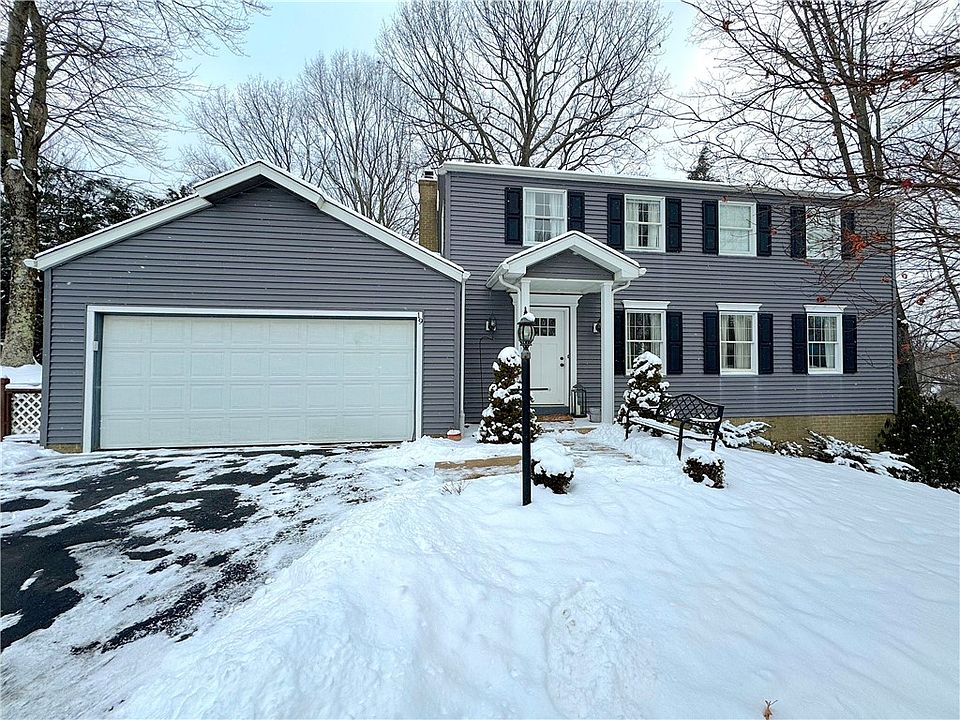 1st image of 19 Greenview Dr