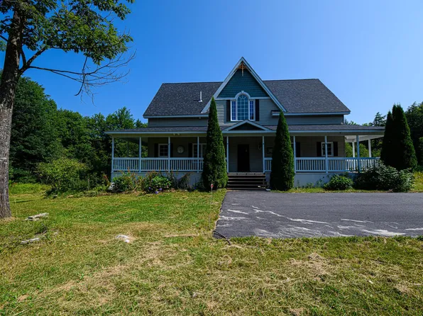 72 North Wolfeboro Road, Wolfeboro, NH 03894