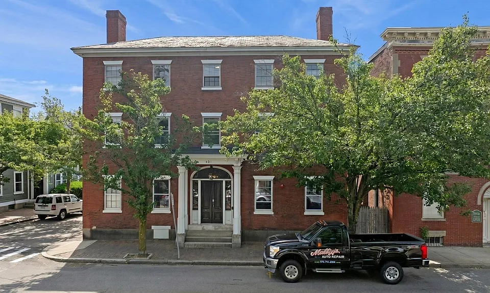 Building Photo