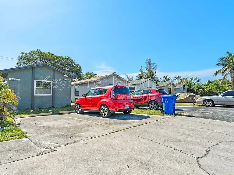 1022 NW 6th Ave #1 — Photo 16