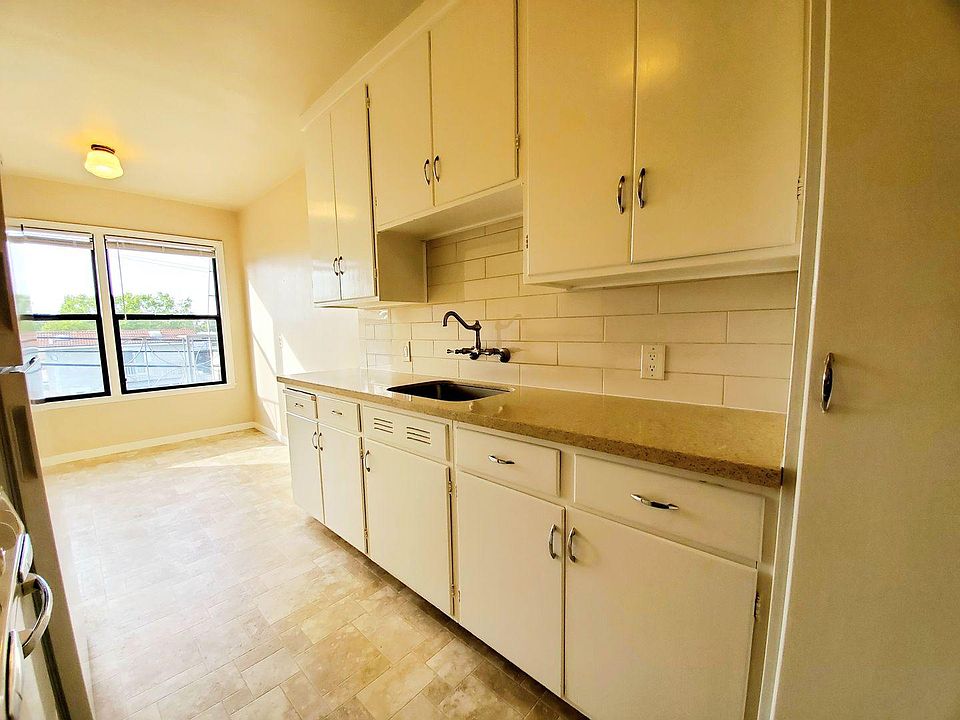 1st image of 125 South Blvd #8