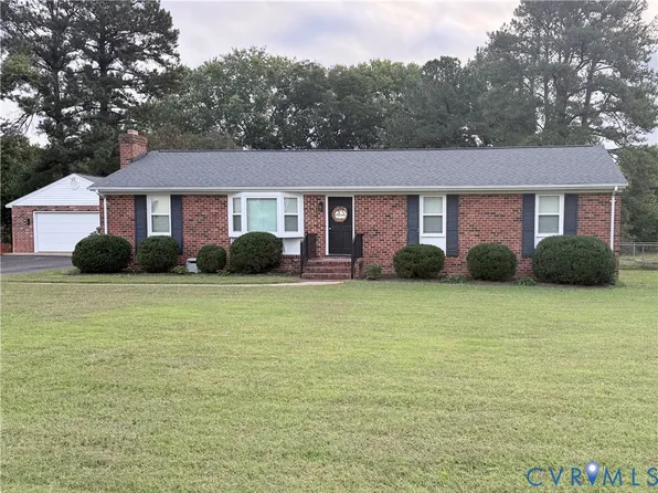 7384 Ridge Hill Ln, Mechanicsville, VA 23111