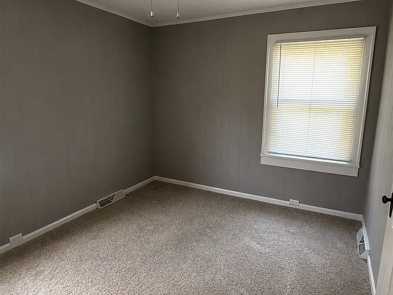 902 Bringle Ferry Rd — Photo 8