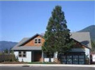 103 Ponderosa Dr, Rogue River, OR