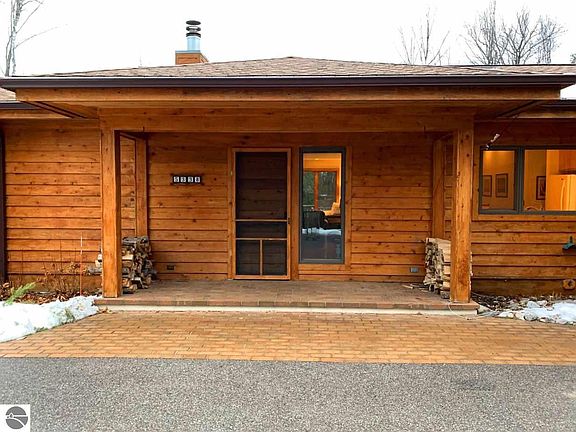 2nd image of 5338 Northwood Dr