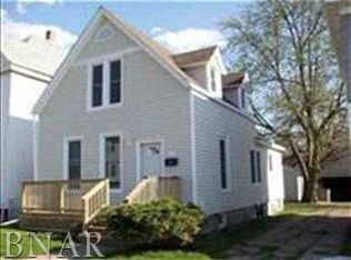 405 Douglas St, Bloomington, IL