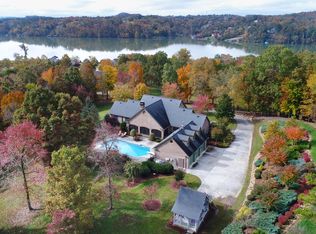 4225 Lake Meadow Way, Louisville, TN 37777