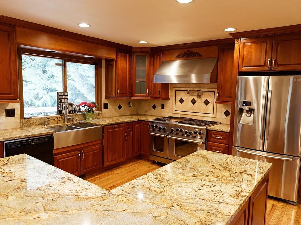 1st image of 22634 NE 26th Ct