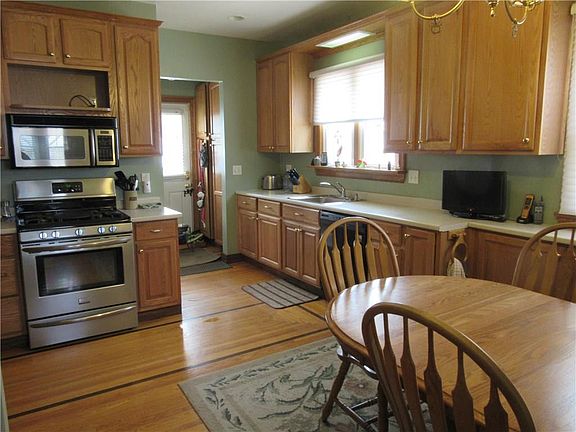 2nd image of 712 Seminole Dr