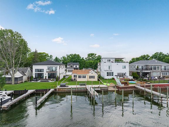 3rd image of 41260 Conger Bay Dr