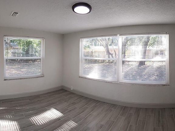 5th image of 8721 Bass Lake Dr